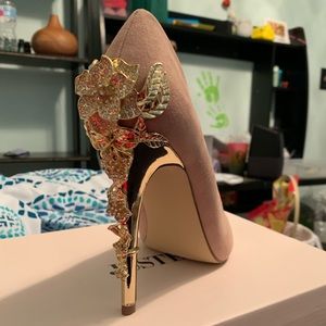Nude metal rose heel